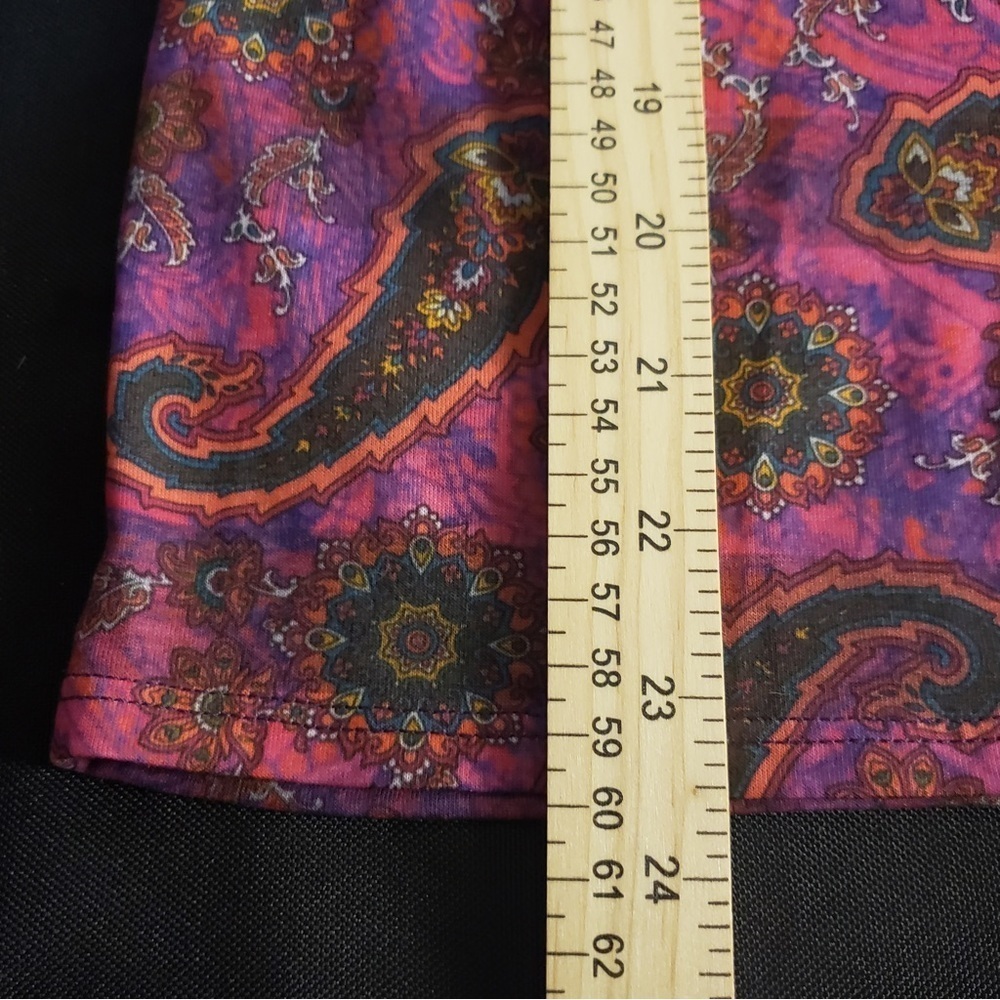 Lularoe Cassie Paisley Pencil Skirt NWT Women’s Small - Picture 3 of 4